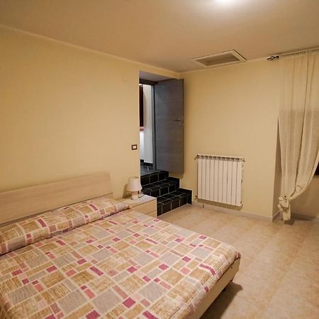Casa Vacanza Centro Storico Fornelli Exteriör bild