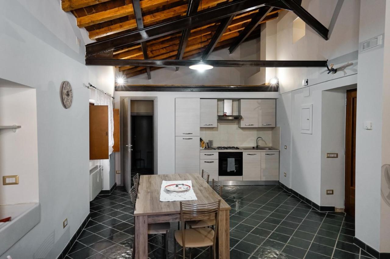 Casa Vacanza Centro Storico Fornelli Exteriör bild