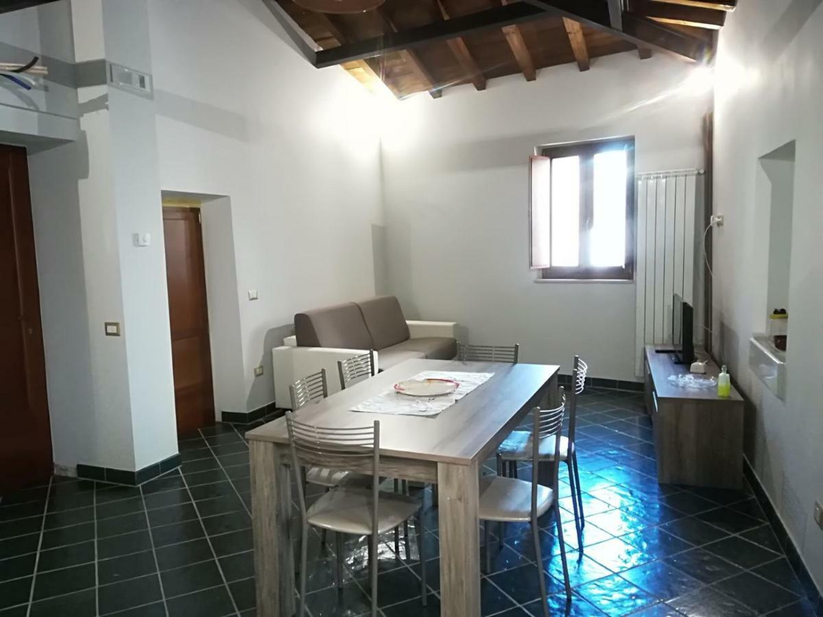 Casa Vacanza Centro Storico Fornelli Exteriör bild
